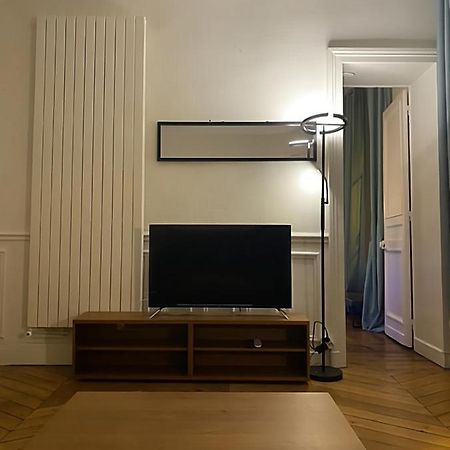 Spacious Apartment Next To Place Vendome باريس المظهر الخارجي الصورة
