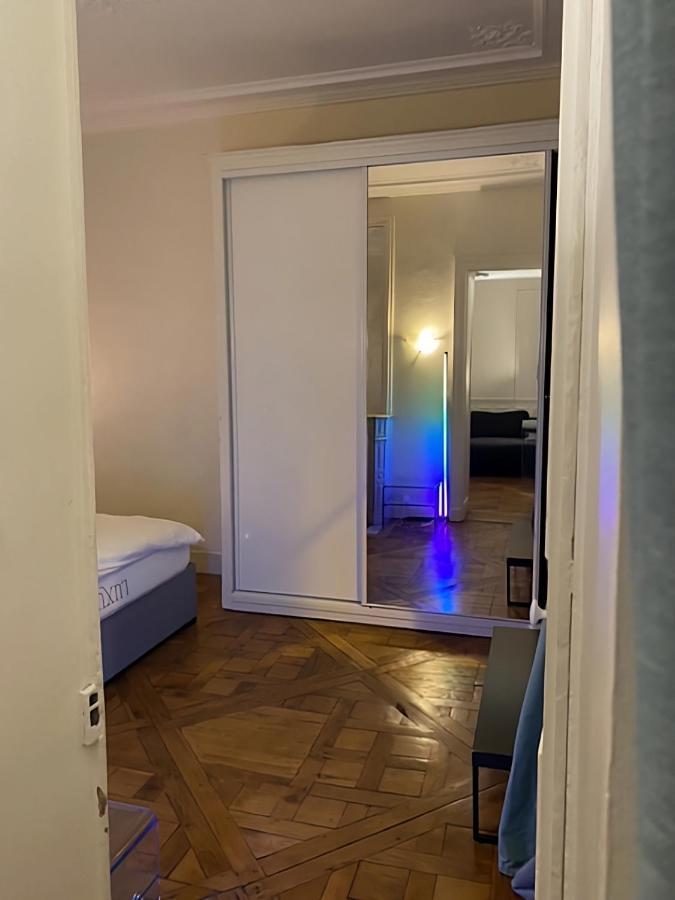 Spacious Apartment Next To Place Vendome باريس المظهر الخارجي الصورة